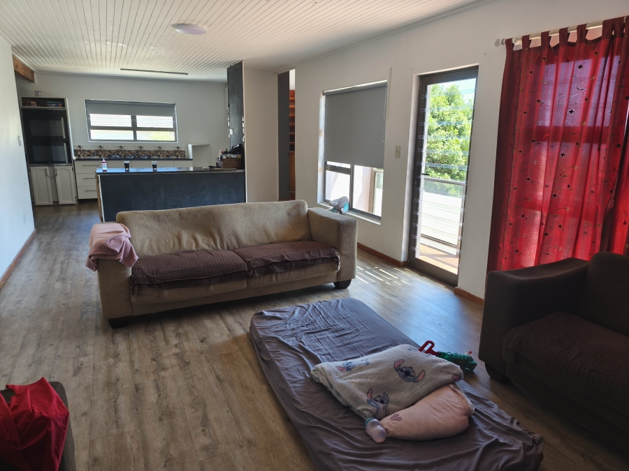 4 Bedroom Property for Sale in De Kelders Western Cape